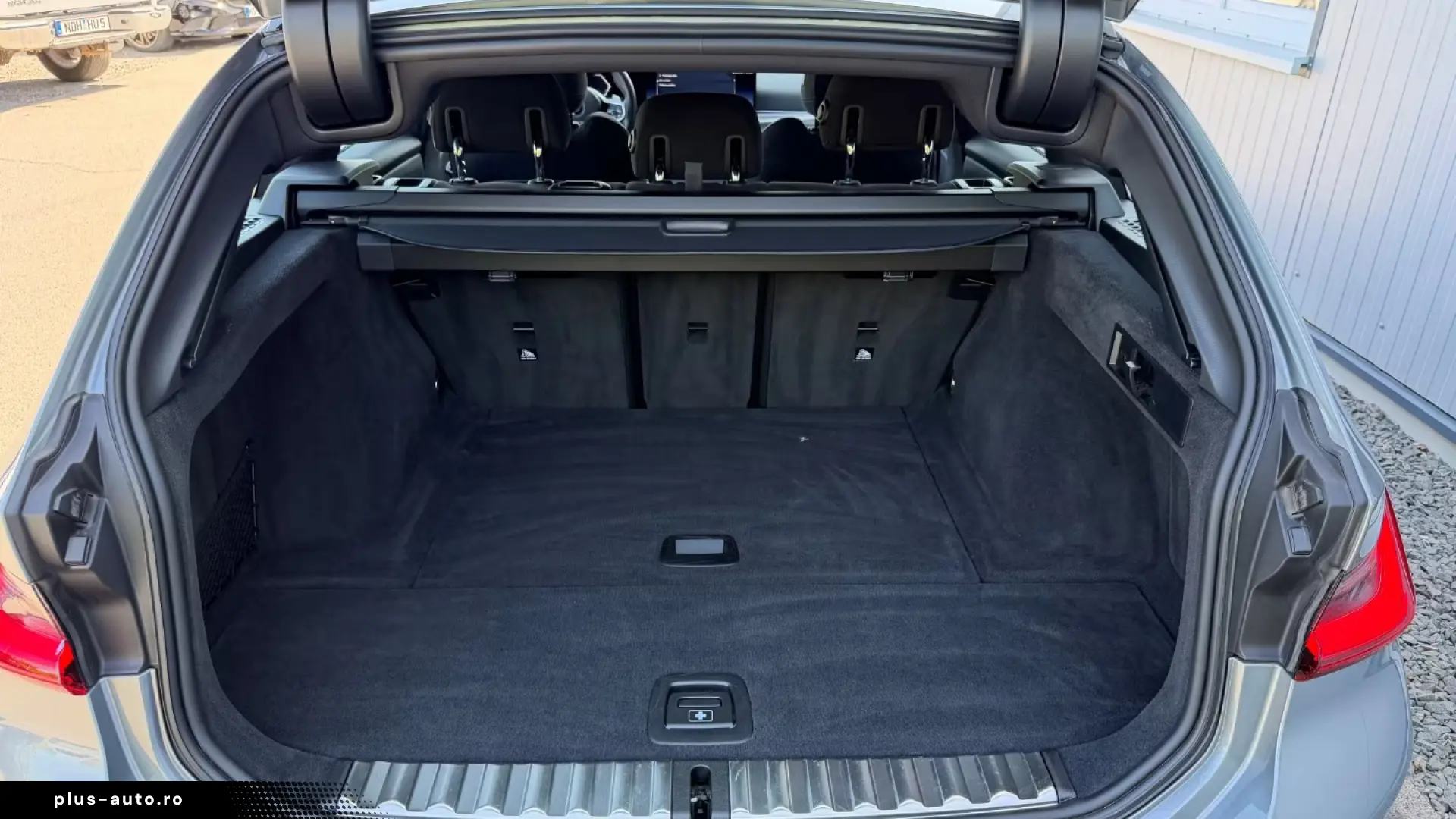BMW 3 Series 2024 — imagine 14