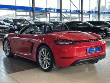 PORSCHE Boxster 718 S BOSE Bi-Xenon Navi SportAuspuff
