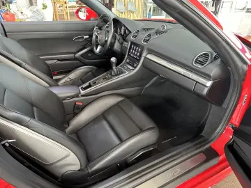 PORSCHE Boxster 718 S BOSE Bi-Xenon Navi SportAuspuff