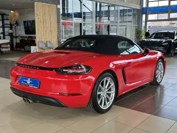 PORSCHE Boxster 718 S BOSE Bi-Xenon Navi SportAuspuff