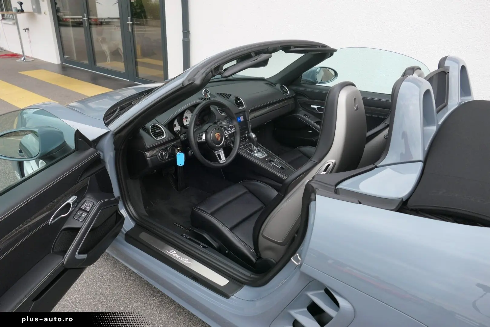 PORSCHE Boxster Style Edition Approved Bose