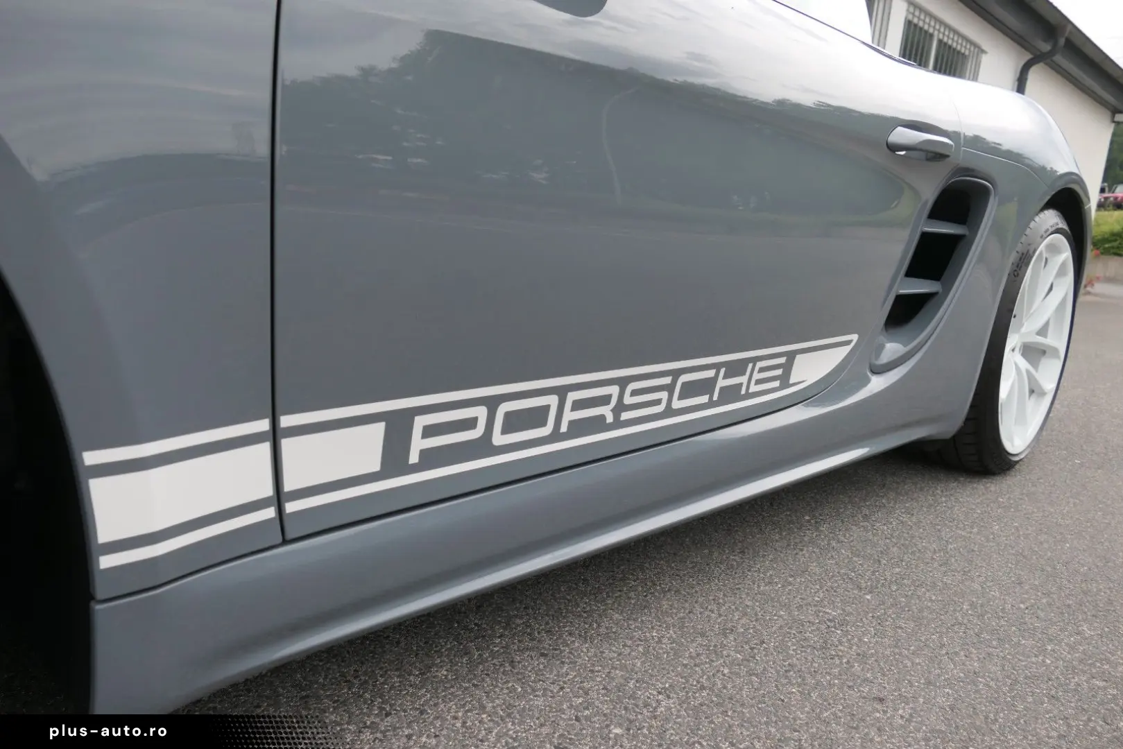 PORSCHE Boxster Style Edition Approved Bose
