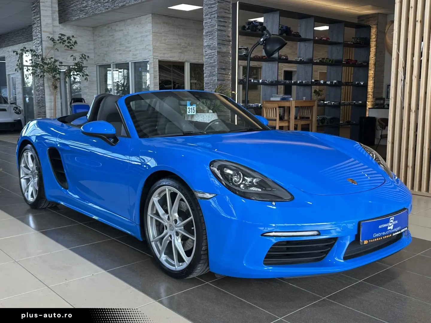 PORSCHE Boxster 718 Leder BOSE R.Cam Navi Sitzbelüftung