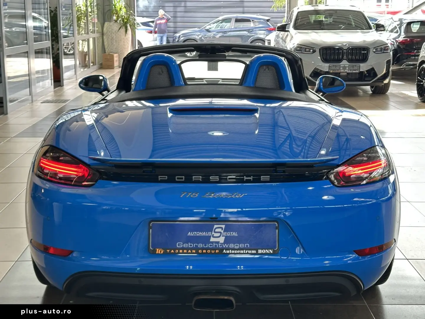 PORSCHE Boxster 718 Leder BOSE R.Cam Navi Sitzbelüftung