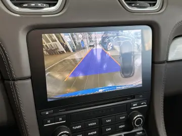 PORSCHE Boxster 718 Leder BOSE R.Cam Navi Sitzbelüftung