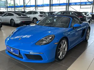 PORSCHE Boxster 718 Leder BOSE R.Cam Navi Sitzbelüftung