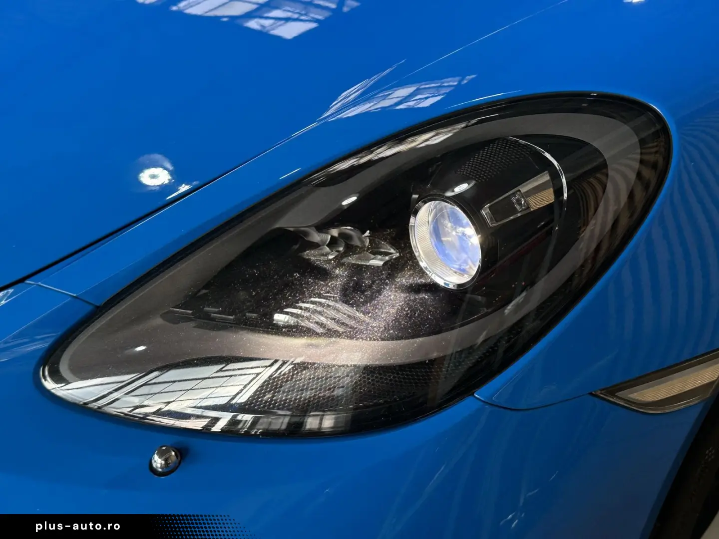 PORSCHE Boxster 718 Leder BOSE R.Cam Navi Sitzbelüftung