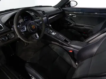 PORSCHE 718 Cayman GTS 4.0