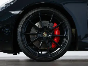 PORSCHE 718 Cayman GTS 4.0