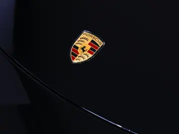 PORSCHE 718 Cayman GTS 4.0