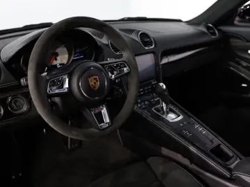 PORSCHE 718 Cayman GTS 4.0