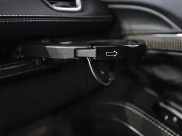 PORSCHE 718 Cayman GTS 4.0