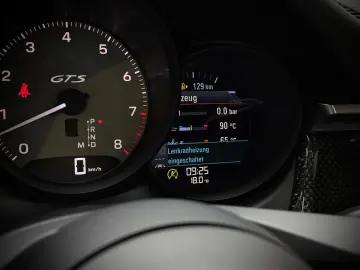 PORSCHE Macan GTS Pano 18Wege ACC Luft Standheizung 360