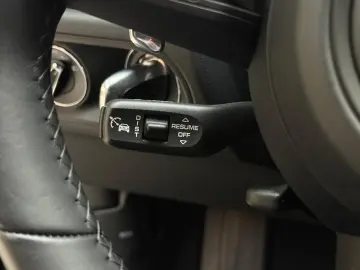 PORSCHE Macan GTS Pano 18Wege ACC Luft Standheizung 360