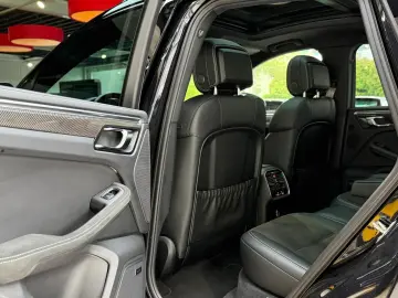 PORSCHE Macan GTS Pano 18Wege ACC Luft Standheizung 360
