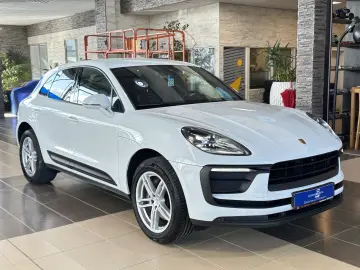 PORSCHE Macan Allrad R.Cam Navi Leder SHZ LED Tempomat