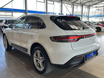 PORSCHE Macan Allrad R.Cam Navi Leder SHZ LED Tempomat