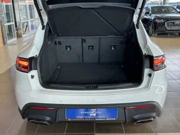 PORSCHE Macan Allrad R.Cam Navi Leder SHZ LED Tempomat