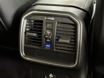 PORSCHE Macan Allrad R.Cam Navi Leder SHZ LED Tempomat