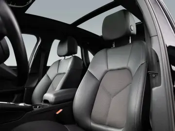 PORSCHE Macan Panorama Dachsystem Sitzheizung vorn