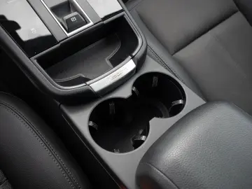 PORSCHE Macan Panorama Dachsystem Sitzheizung vorn