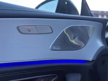 Mercedes-Benz CLS 300d 4M AMG