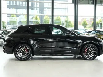 PORSCHE Macan GTS SPORT-DESIGN BOSE PDLS  21 LM 1.HAND