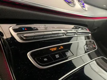 Mercedes-Benz CLS 300 2x AMG Line Facelift