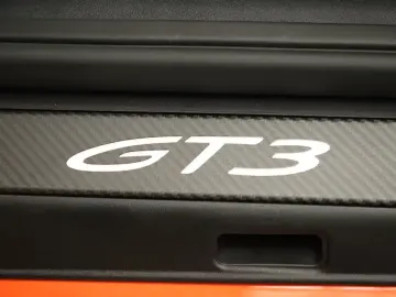 Porsche 911 GT3 MAGNESIUM LIFT