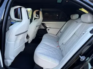 BMW 740d xDrive M-Sport Pro