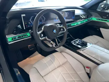 BMW 740d xDr M Sport FondEnt B&W Executive
