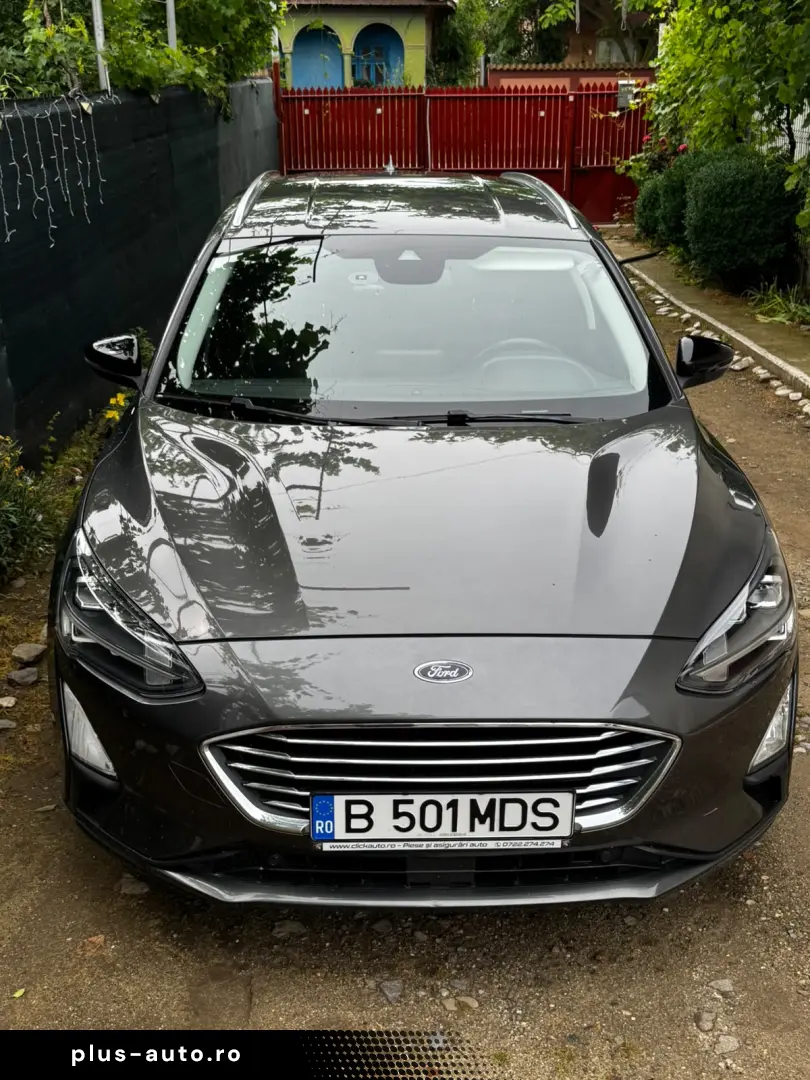 FORD Focus 2021 — imagine 8