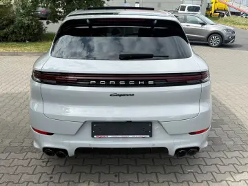 PORSCHE Cayenne E-Hybrid SPORT-PAKET INNO-DRIVE HUD CHRO