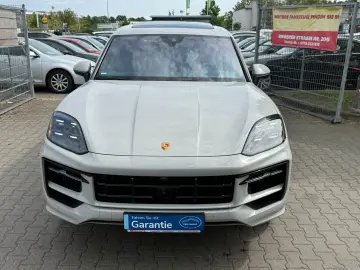 PORSCHE Cayenne E-Hybrid SPORT-PAKET INNO-DRIVE HUD CHRO