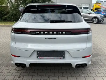 PORSCHE Cayenne E-Hybrid SPORT-PAKET INNO-DRIVE HUD CHRO