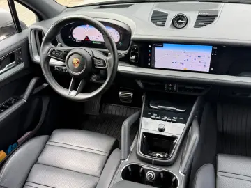 PORSCHE Cayenne E-Hybrid SPORT-PAKET INNO-DRIVE HUD CHRO