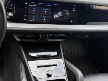 PORSCHE Cayenne E-Hybrid SPORT-PAKET INNO-DRIVE HUD CHRO