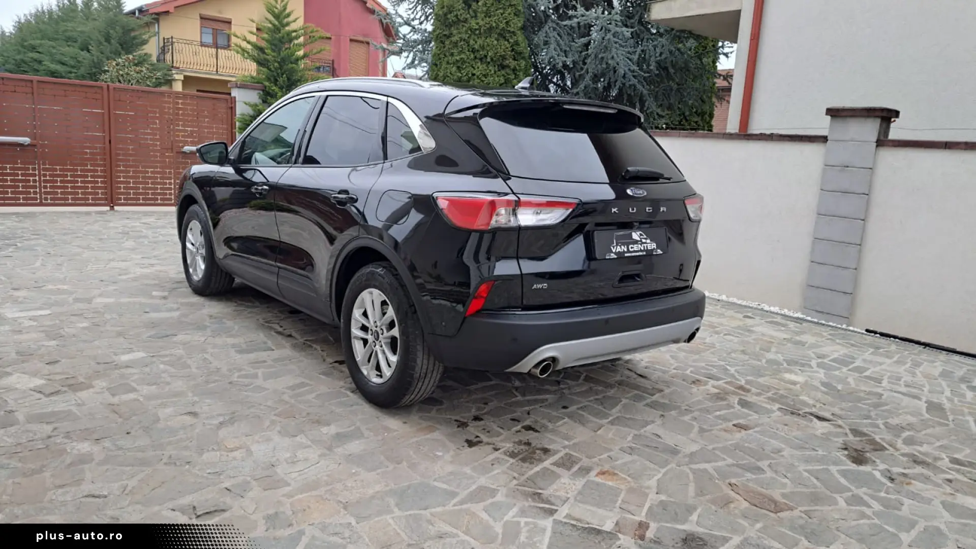 FORD KUGA TITANIUM X AWD