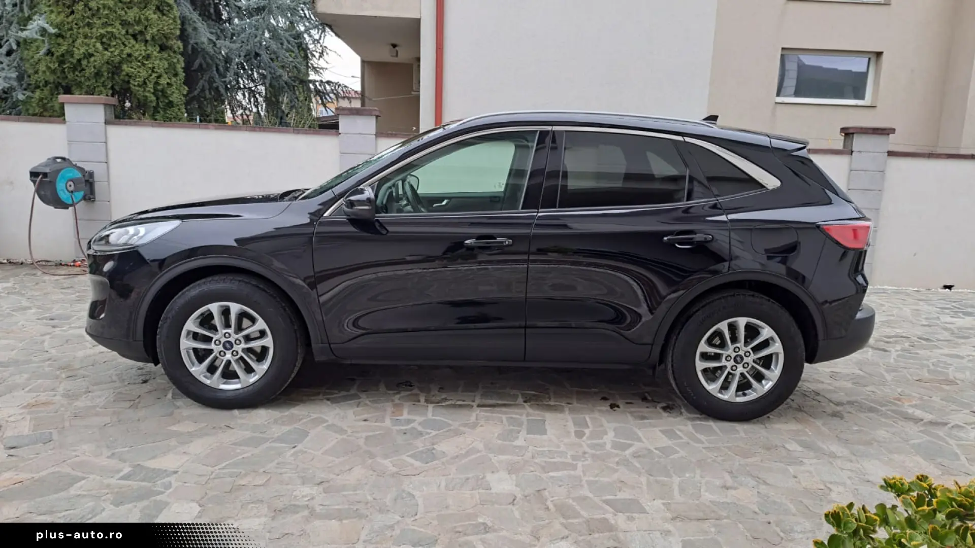 FORD KUGA TITANIUM X AWD