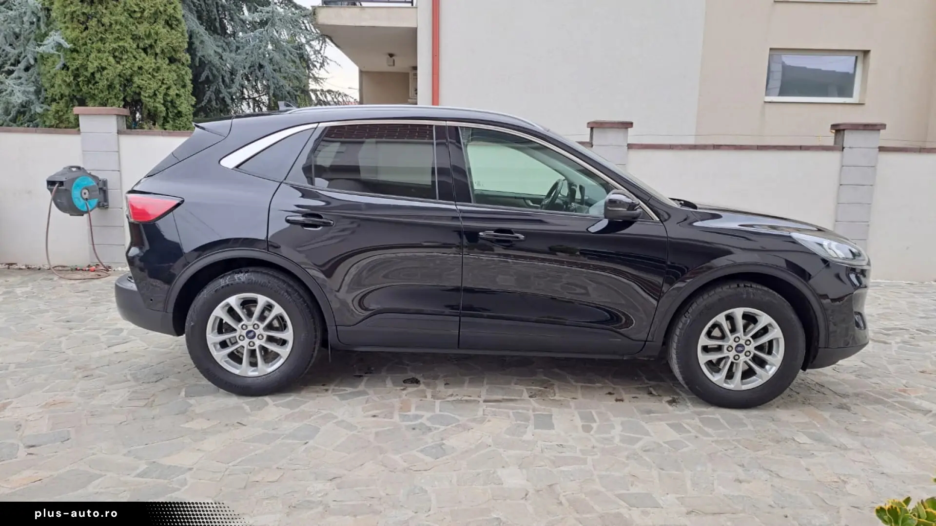 FORD KUGA TITANIUM X AWD