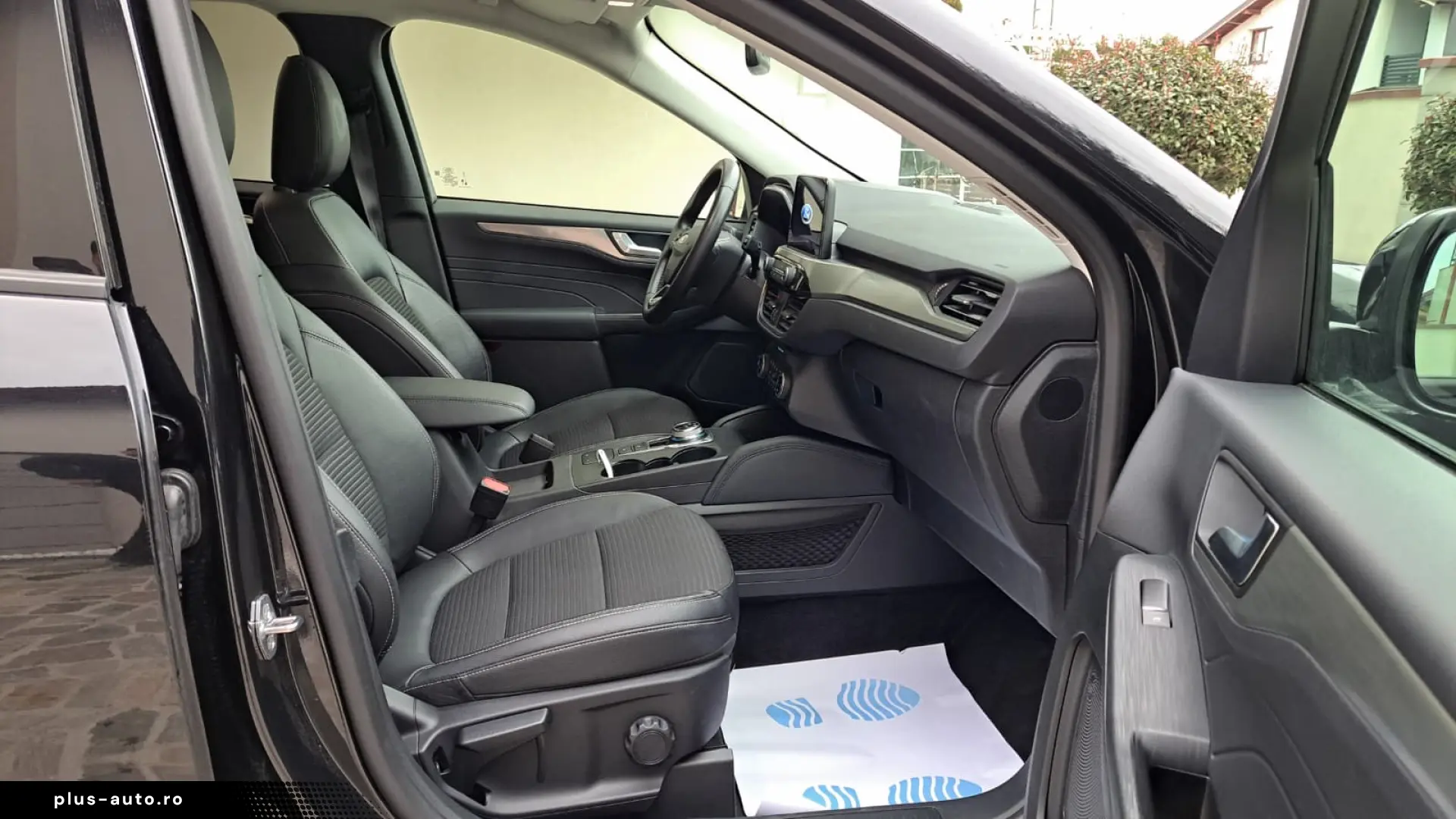 FORD KUGA TITANIUM X AWD