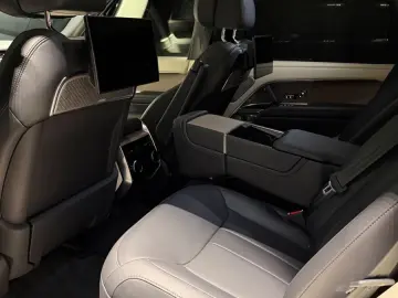 LAND ROVER Range Rover Autobiography