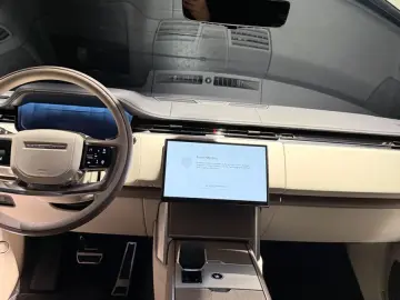LAND ROVER Range Rover Autobiography