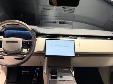 LAND ROVER Range Rover Autobiography