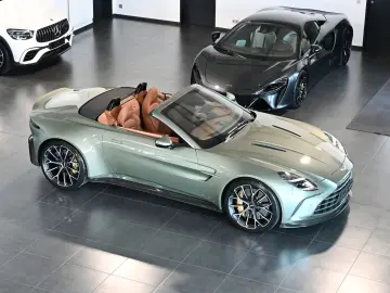 ASTON MARTIN V8 Vantage Roadster California Sage UPE…