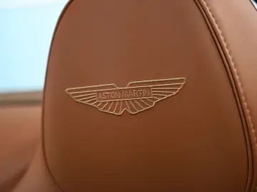 ASTON MARTIN V8 Vantage Roadster California Sage UPE…