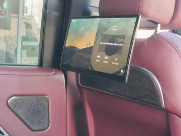 LAND ROVER RR D350 LWB Autobiography Business class   TV