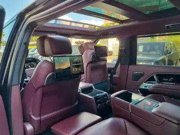LAND ROVER RR D350 LWB Autobiography Business class   TV