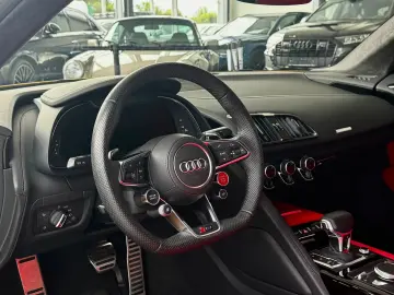 AUDI R8 Coupe 5.2 FSI quattro performance Keramik