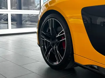 AUDI R8 Coupe 5.2 FSI quattro performance Keramik